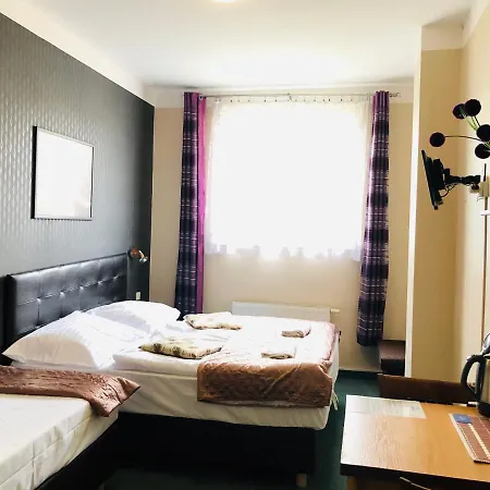 Pankrac מלון 3*