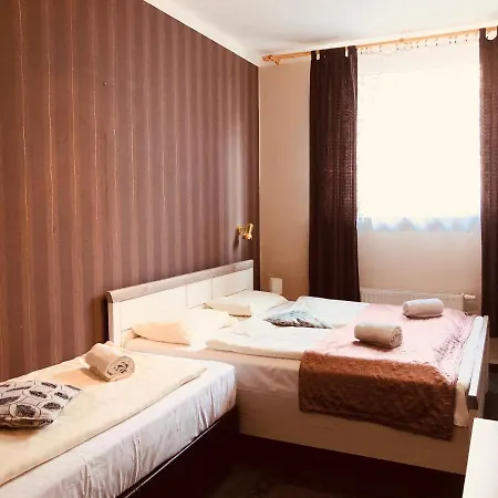 Отель Pankrac 3*